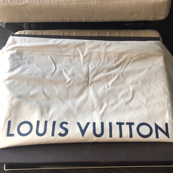 Louis Vuitton Neverfull purse with wristlet - Picture 3 of 8